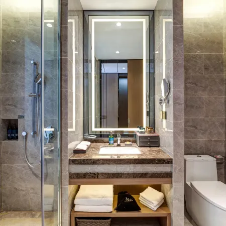 ELEGANCE Hotel Luochuan