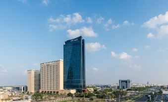 Dusit Thani Abu Dhabi