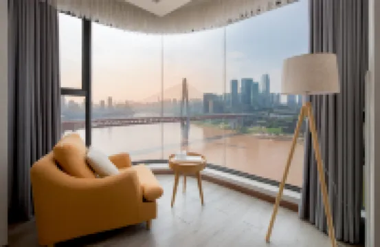 Nuanyu Riverview Homestay (Chongqing Jiefangbei Hongyadong Branch)