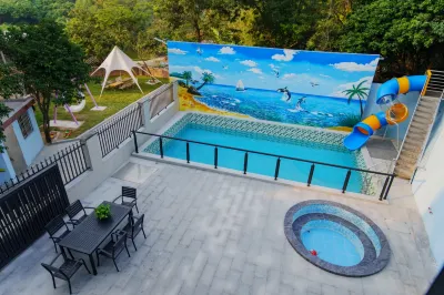 Qingyuan Fogang Xile Shangpin Hot Spring Pool Villa Hotels near Tangtang Ancient Dwellings
