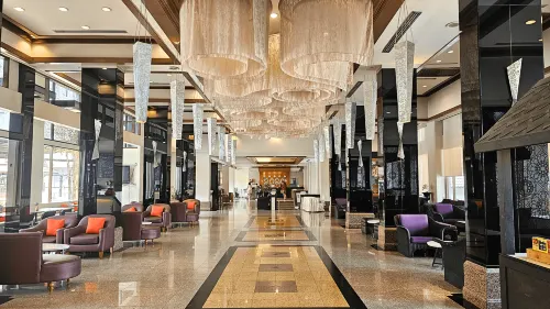 Songphanburi Hotel Hotels in Si Prachan District