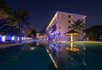 Sanya Rongyueting Hotel ( Train Station Branch) Hotels in Sanya
