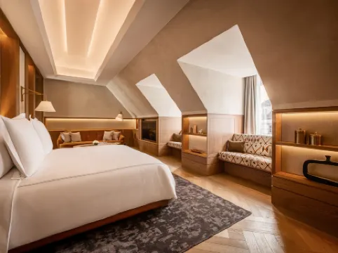 Rosewood Munich Отели рядом с достопримечательностью «Рыбный фонтан»