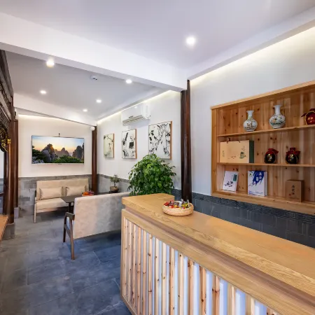 Hongcun Yunjianyue Tingyuan Light Luxury Holiday Homestay
