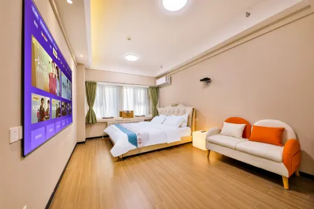 Hongtai Hotel (Dalian Venice Water City Gangdong 5th Street)