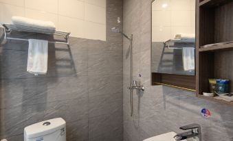 Corner Inn (Shanghai Xinzhuang Subway Station)