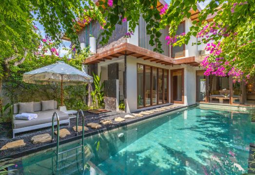 더 로얄 푸르나마