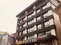諾瑪多精品飯店 甘丹寺附近的飯店