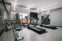 H Crystal Hotel (Gaoping Sanguan Center Yandi Park)