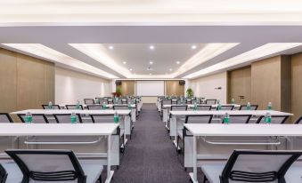 Atour X Hotel, South Plaza, Shenyang North Railway Station
