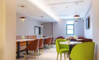 Magnotel Hotel (Wuhan Lingjiaohu Wanda Hankou Railway Station)