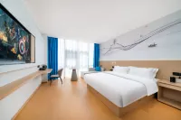 Qinghe Hotel
