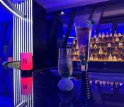 Zhoushan Universal Hotel - bar