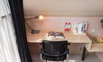 Wenna Hotel (Changchun Silicon Valley Street Animation Academy)