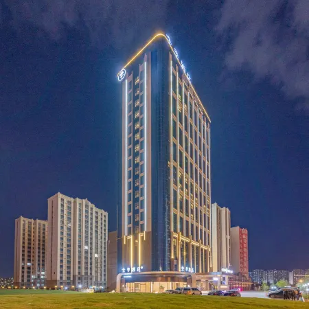 JI Hotel (Urumqi Convention & Exhibition Wuyue Plaza)