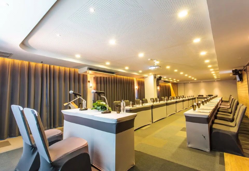 Cinnamon Hotel Bangkok