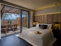 Weizhou Island Reef Hotel