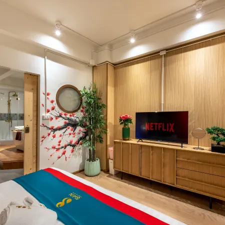 Shin Hotel Chinatown Отели рядом с достопримечательностью «Школа Суан Кураб»