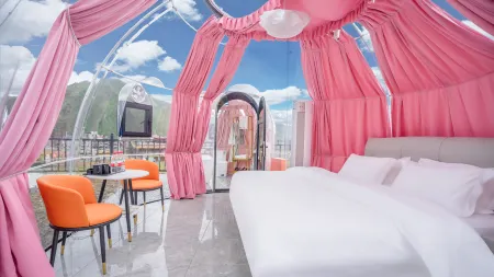 Banshan Dream Homestay (Kangding Xinduqiao Town) Отели рядом с достопримечательностью «Miles Corridor»