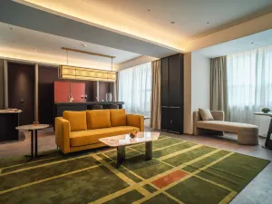 Longyun Hotel