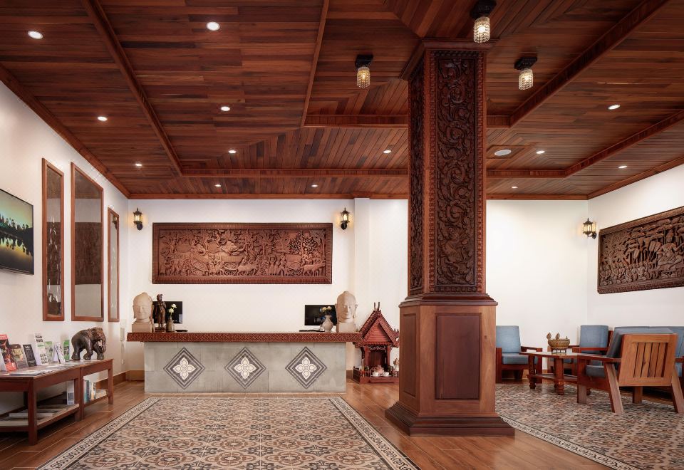 3. 투 시즌스 시엠..