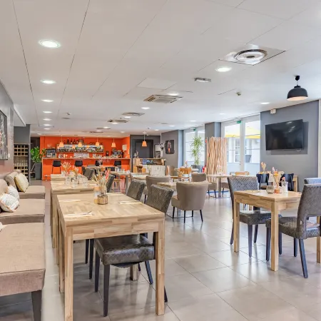 Appart’City Confort le Bourget - Aéroport Отели в г. Ле-Бурже