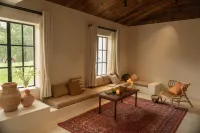 Uli Holiday Guesthouse