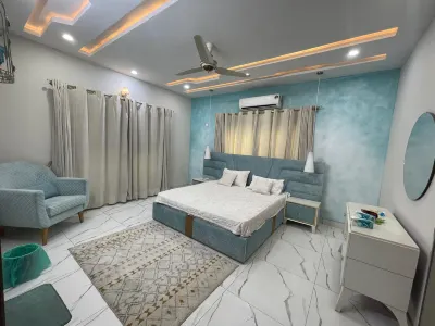 The Crown Guest House Các khách sạn gần Sân bay quốc tế mới Islamabad