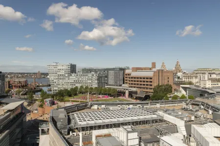 Cove Paradise Street Отели рядом со станцией Pier Head