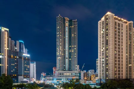 Urbanstay Haeundae Station Отели рядом с достопримечательностью «Songjeong Beach»