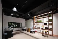 Tiangang Manfei Hotel (Ningbo Cicheng Guanshan River Subway Station Branch)