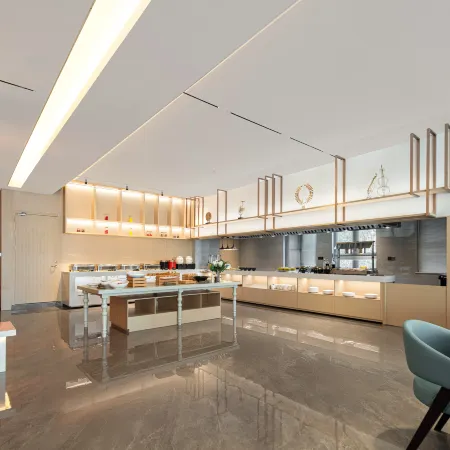 Tiangang Manfei Hotel (Ningbo Tiantong South Road Shounan Middle School Branch)