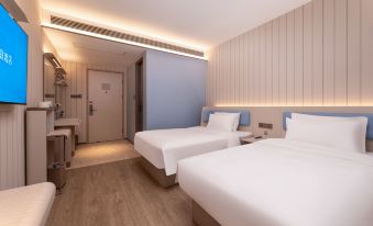 HanTing Hotel (Nanjing Pukou Wende Road Subway Station)