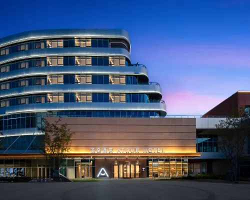 Atour Hotel Wuxi Nianhuawan Mashan Taihu Li Neighbourhood Center Hotels near CC Joyland