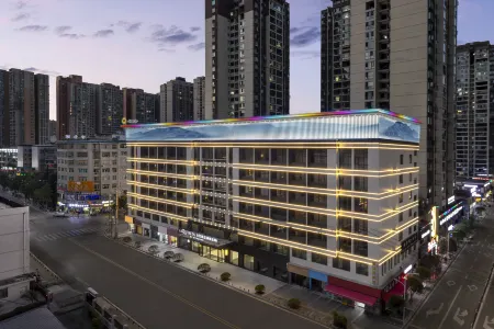 La Quinta by Wyndham Renhuai