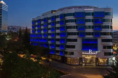 Renaissance Izmir Hotel Отели рядом с достопримечательностью «Kemeralti Market»