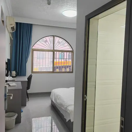 Ocean Hotel, Louxing District, Loudi City