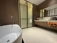 JIN YUANLI Hotel (Mianyang Qiqushan Scenic Area Branch） - balcony