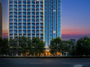 โรงแรมจีไนท์
