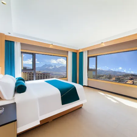 Rui Xi Manju City View Hotel (Luo Bulin Plaza Kangbei Wealth Center Branch)