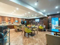 Gemei Hotel (sanxiaokou Pedestrian Street store of Hefei first people's Hospital) Hotels near Luyang