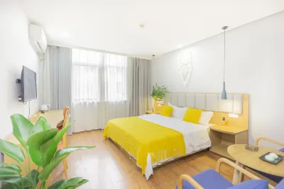 Aoki Mayflower Hotel (Second AffiliatedHospital of Anyi Branch) Hotels near Anhui Wantong Automobile Maintenance Institute