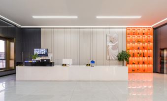 Hami Xin Shunyuan Hotel (Car Wharf Auto Clothing Industrial Park Branch