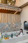 Moganshan Dashuxia · Creek Tracing Swimming Pool Mingsha Wenquan Vacation Boutique Stay - 온천