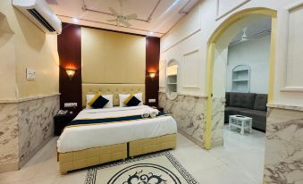 Hinduja Haveli