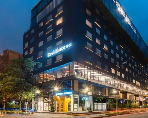ريزيدنس إن باي ماريوت بوجوتا Hotels near تشيكو