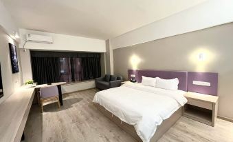 Mile Business Hotel (Guangqing Industrial Park)