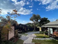 Fuxian Lake Cloud One and Two Homestays Các khách sạn ở Hoa Ninh