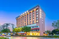 Chengyi Hotel (Guilin Railway Station Wanda Plaza Branch) Отели рядом с достопримечательностью «Коммерческая пешеходная улица»