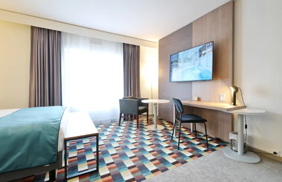 格勒諾布爾中心阿爾卑斯之門美居酒店